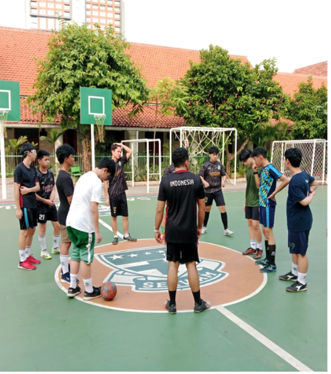 Lingkungan Sekolah SMK 9 NEGERI DEPOK